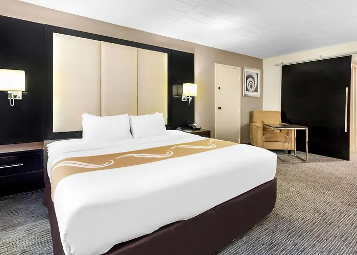 Quality Inn & Suites Altoona